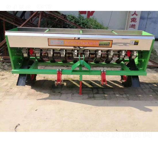 單箱撒肥機-興華農業機械