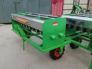 雙箱撒肥機-興華農業機械